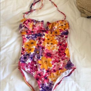 Laundry by Shelli Segal bathing suit